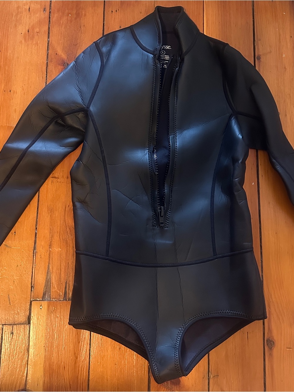 Abysse Lotte 2mm Springsuit NWOT